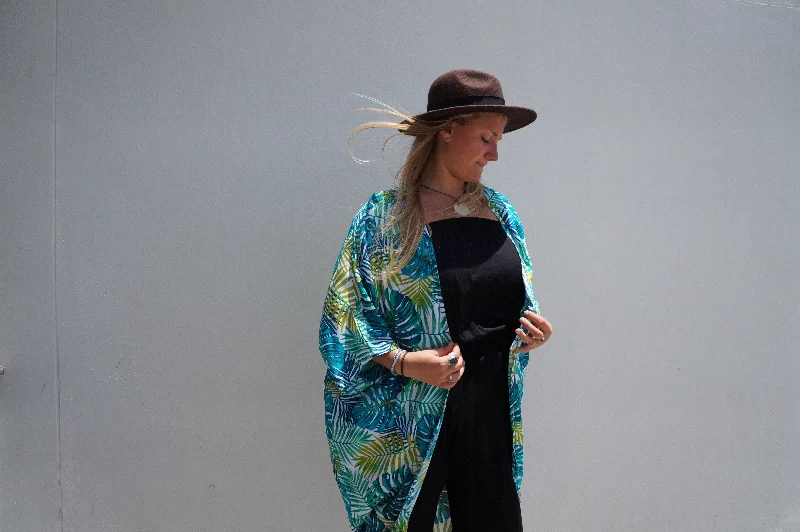 Markdown Sale Long Cape "Congo"