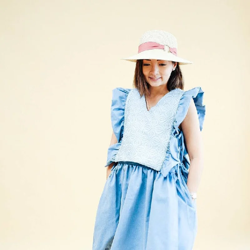 Weekend Wonders Await! [Ready Today] The Ruffled Bib Chambray in Light Blue Binetwagan