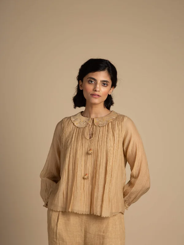 Weekend Deals That Dazzle Yester Year’s Blouse