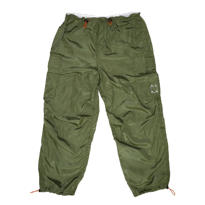 Weekend Bargains to Snag Techie Dirtbags - Green Swooshy
