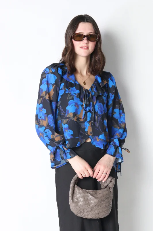 Weekend Specials to Cherish Yina Floral Blouse