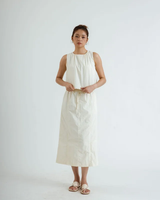 While Supplies Last Kate Two Way Puffy Sleeveless Top (Beige)