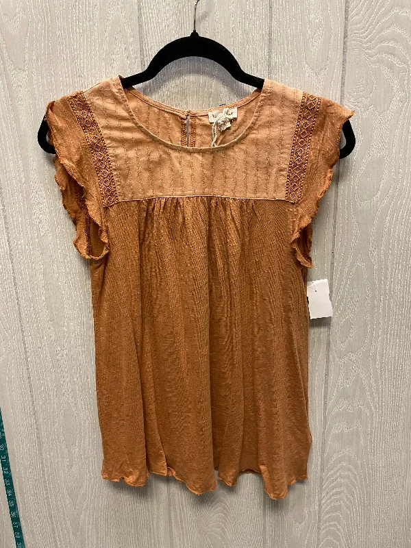 Weekend Savings Spectacular Top Short Sleeve By Hem & Thread In Brown, Size: S