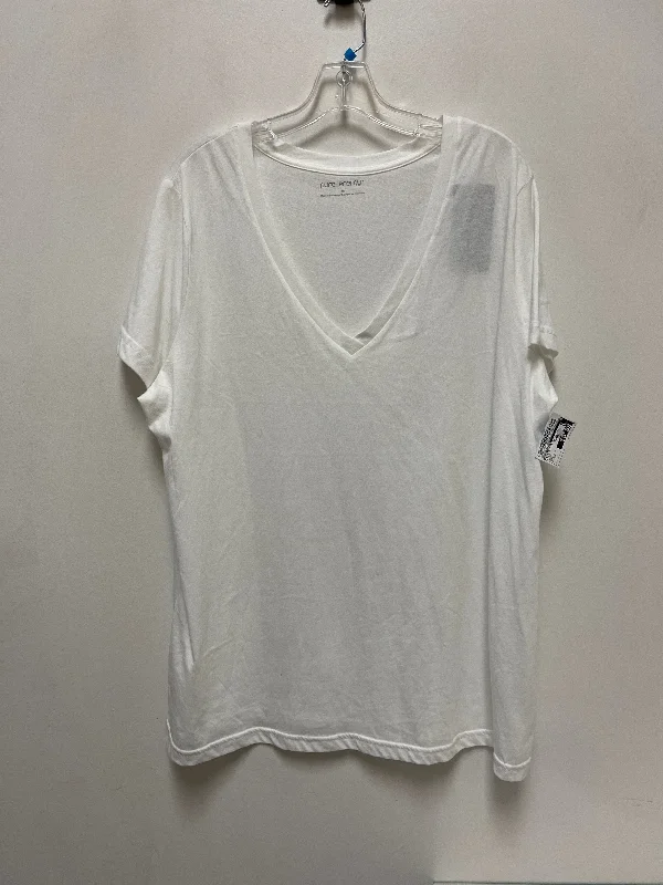 Special Offer Athletic Top Short Sleeve By Pure Energy In White, Size: 3x