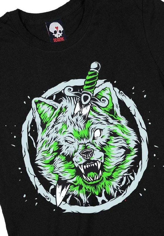 Limited Supply Wolfs Watch [White/Green] | T-SHIRT