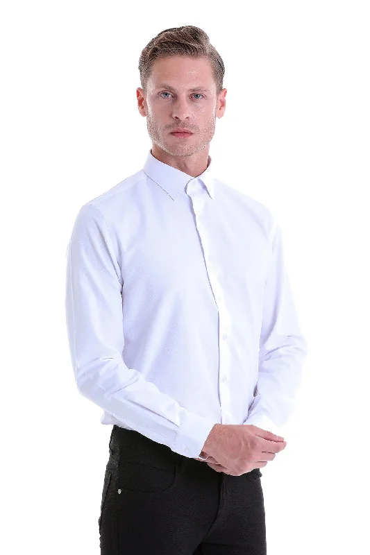 Weekend Bargains to Sizzle Comfort Fit Cotton Blend White Dress Shirt