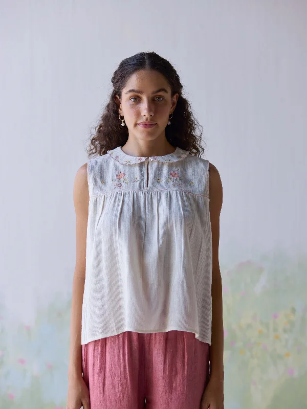 Weekend Savings Bonanza Folk Embroidered Top