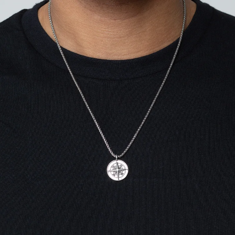 Weekend Deals That Sparkle Compass Pendant Chain | Silver