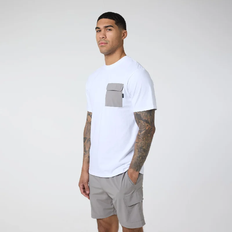 Deal Frenzy Tech Pocket T-Shirt & Cargo Short Set | White/Stone