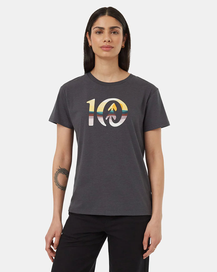 Weekend Discounts to Celebrate Artist Series Oasis Ten T-Shirt (Women's)